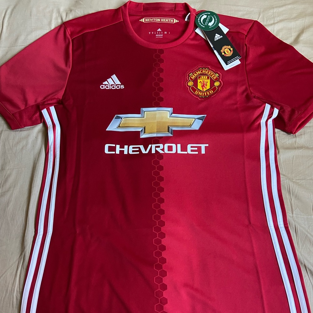 16/17 Adidas Manchester United Jersey